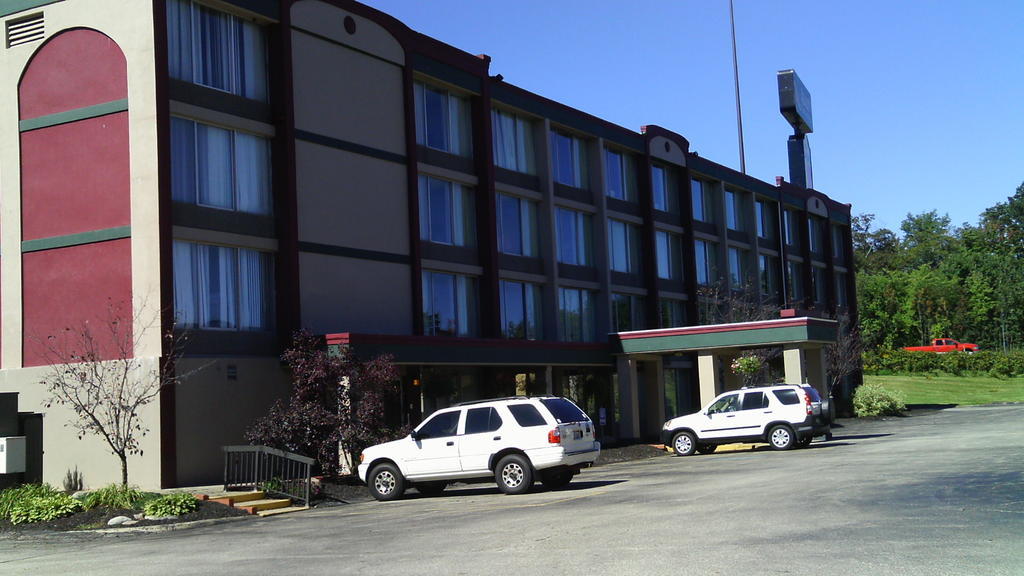 Lodge Econo *