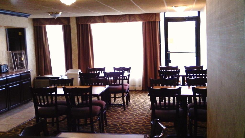 Lodge Econo Kearsarge